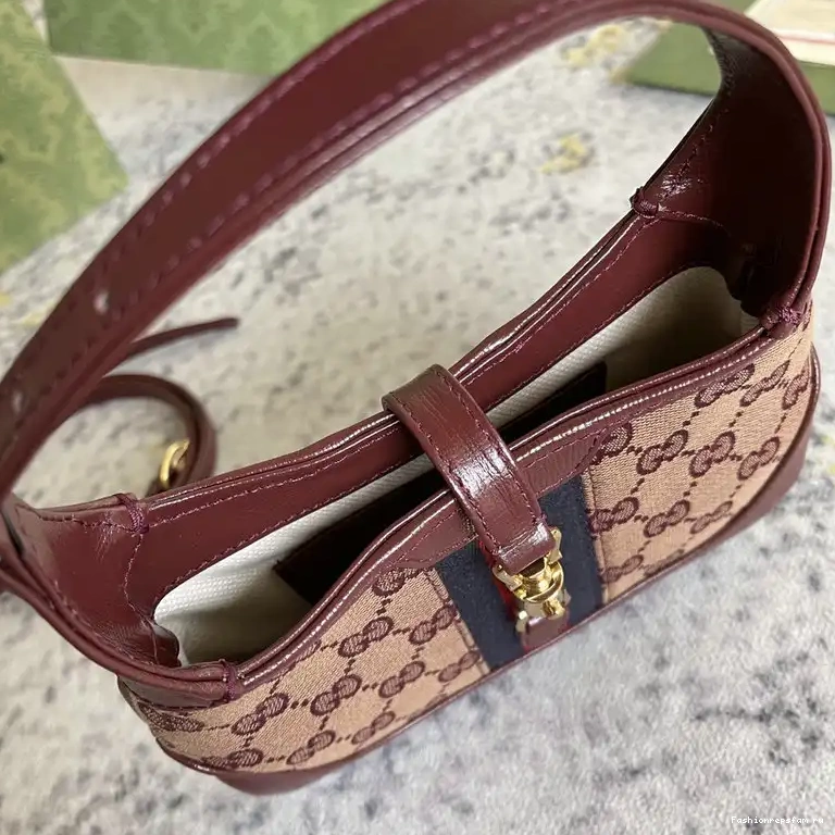 Fashionrepsfam ru 2112DJ0105 Bags Gucci 0613